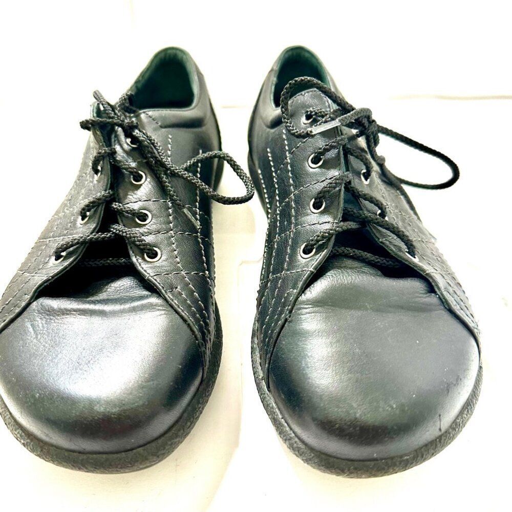 Dansko Women’s Sz 7 Black Leather Lace Up Sneakers